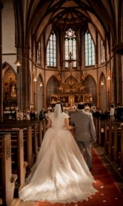 5 Traditionen, die auf deiner Hochzeit nicht fehlen dürfen!